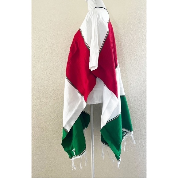Mexico Poncho Serape Tri color - Picture 2 of 7